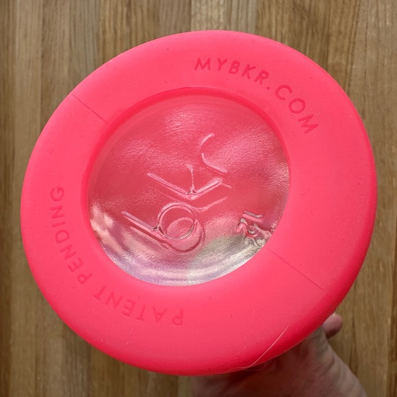 bkr Silicone & Glass Water Bottle BPA Free 16oz / 500 ml Rosy colorway - Picture 4 of 9